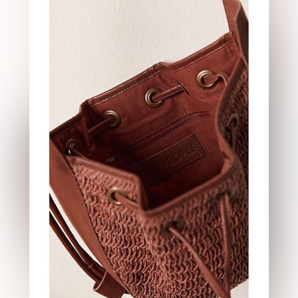 *SOLD*🚨FLASH SALE!🚨✨NEW!✨Free People Cabana Crossbody Bag - Picture 4 of 8